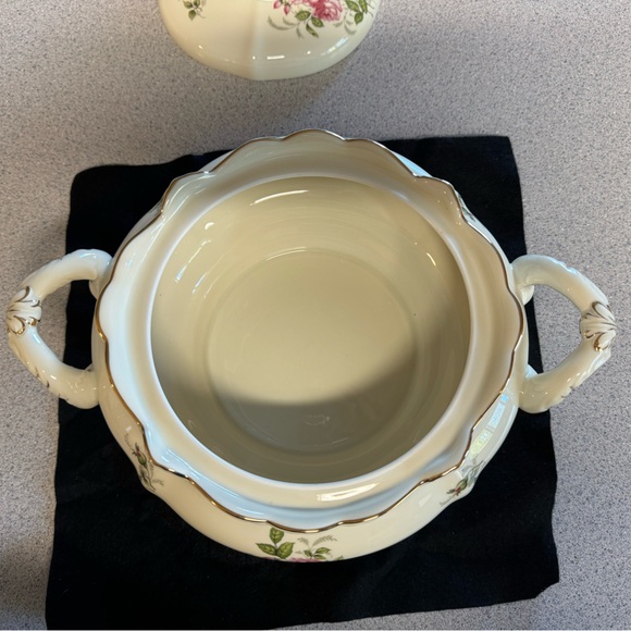 Rosenthal Courtship Tureen w/lid 8.5” pompadour selb Germany -Rare - Picture 6 of 13